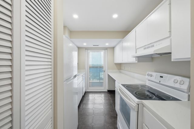 2841 N Ocean Boulevard 1503, Fort Lauderdale, FL 33308