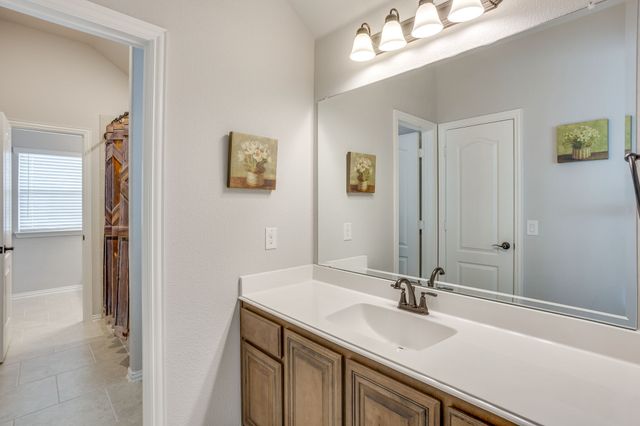 1116 Bear Oak Drive, Burleson, TX 76028