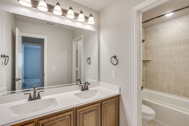 1116 Bear Oak Drive, Burleson, TX 76028