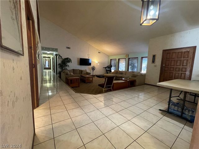 2625 Westwind Road, Las Vegas, NV 89146