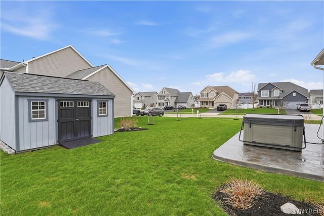 2386 Burbank Drive, Hamburg, NY 14085
