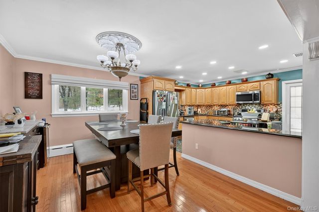 4 Kingsland Drive, New City, NY 10956