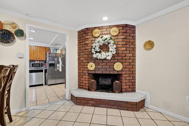 4 Kingsland Drive, New City, NY 10956