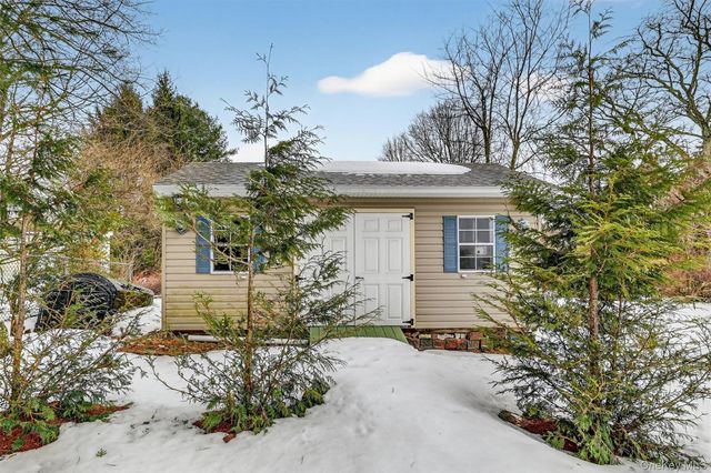 4 Kingsland Drive, New City, NY 10956