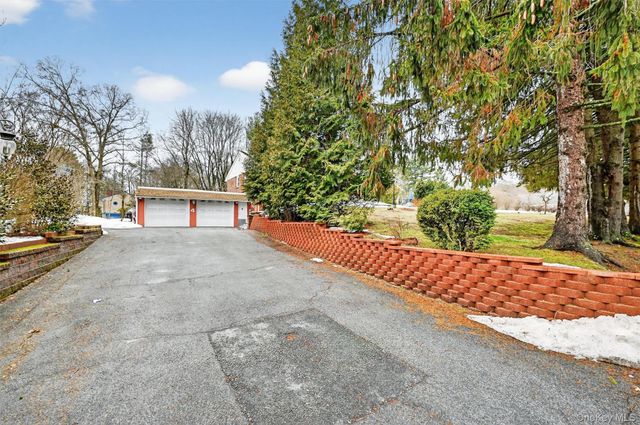 4 Kingsland Drive, New City, NY 10956