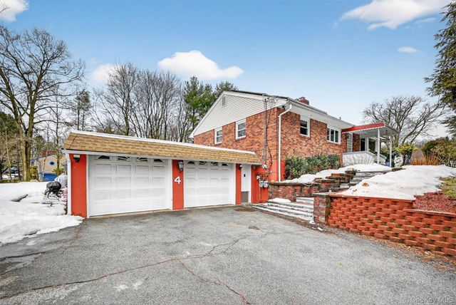 4 Kingsland Drive, New City, NY 10956