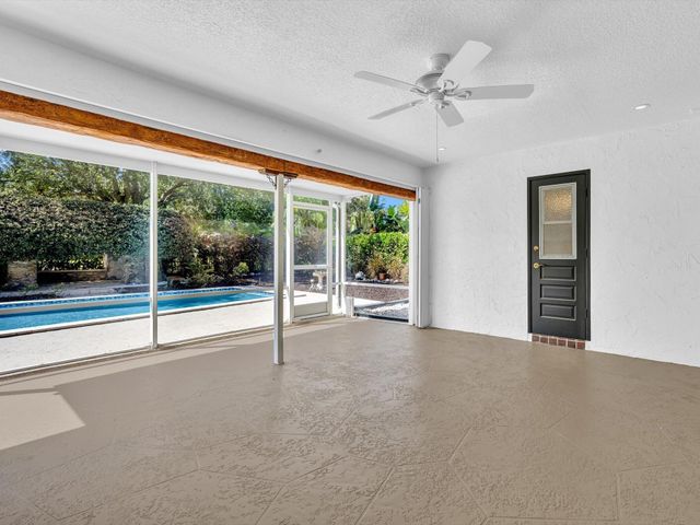3264 Lakeview Drive, Delray Beach, FL 33445