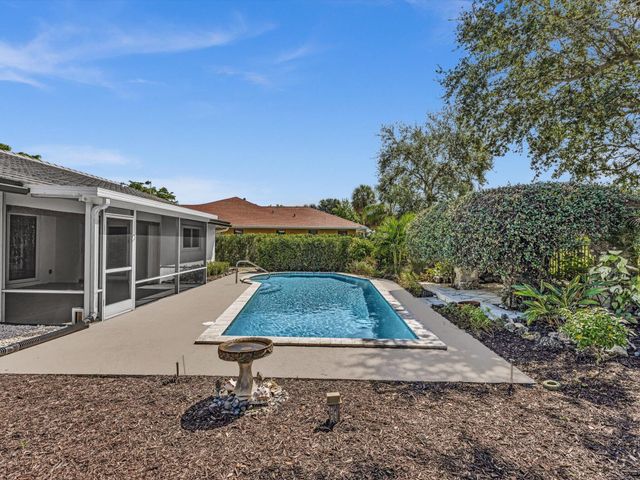 3264 Lakeview Drive, Delray Beach, FL 33445