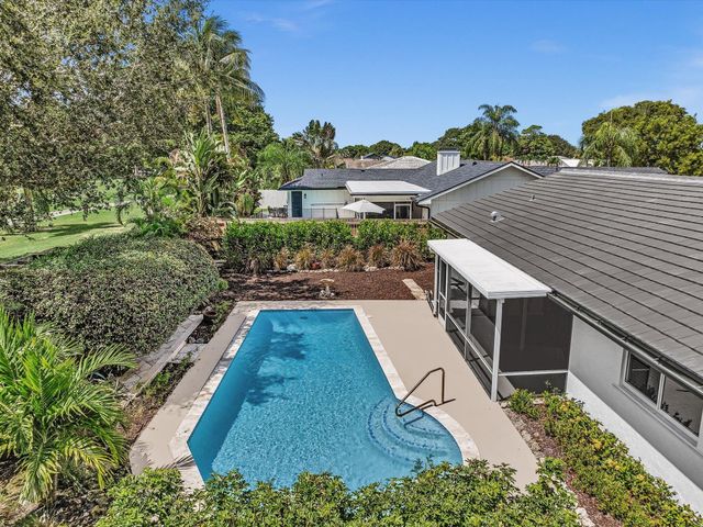 3264 Lakeview Drive, Delray Beach, FL 33445