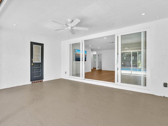 3264 Lakeview Drive, Delray Beach, FL 33445