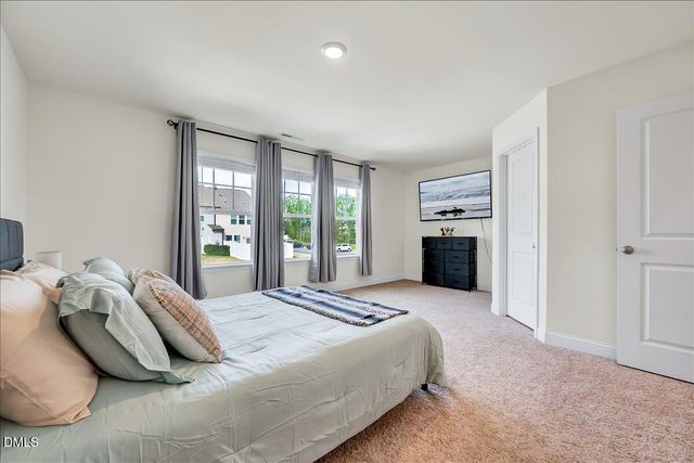 18 Clear Bead Court, Clayton, NC 27527