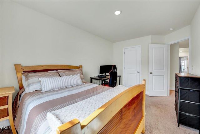 18 Clear Bead Court, Clayton, NC 27527