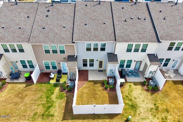18 Clear Bead Court, Clayton, NC 27527