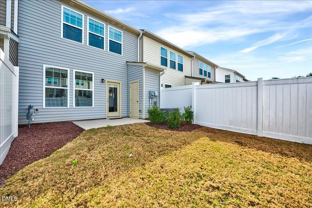 18 Clear Bead Court, Clayton, NC 27527