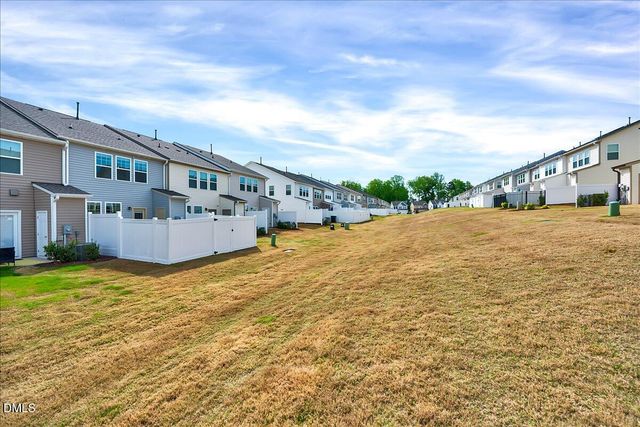 18 Clear Bead Court, Clayton, NC 27527