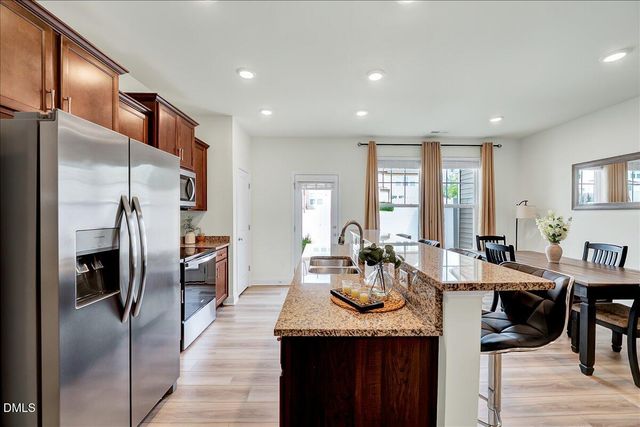 18 Clear Bead Court, Clayton, NC 27527
