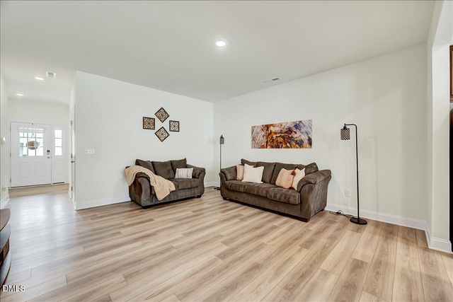 18 Clear Bead Court, Clayton, NC 27527