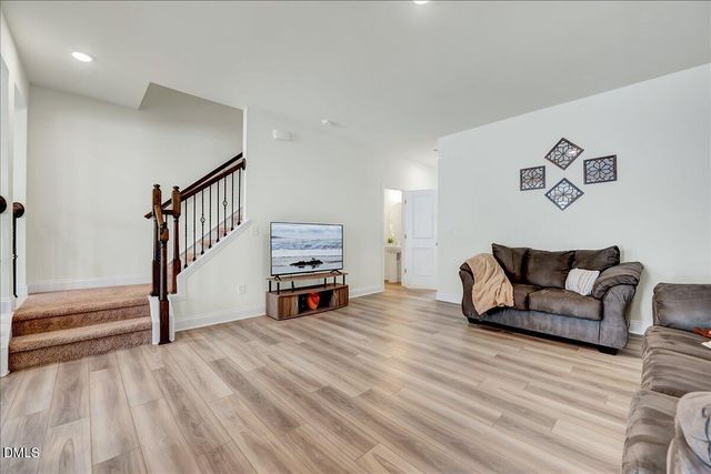 18 Clear Bead Court, Clayton, NC 27527