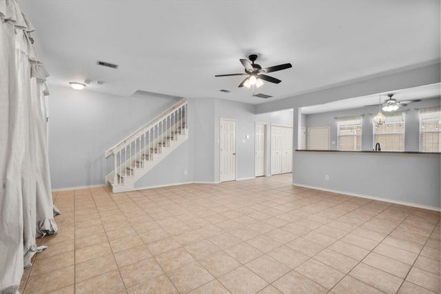 2131 Kemah Village Drive, Kemah, TX 77565