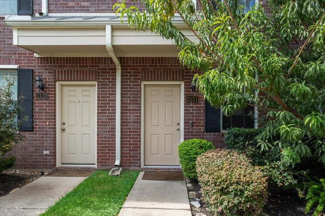 2131 Kemah Village Drive, Kemah, TX 77565