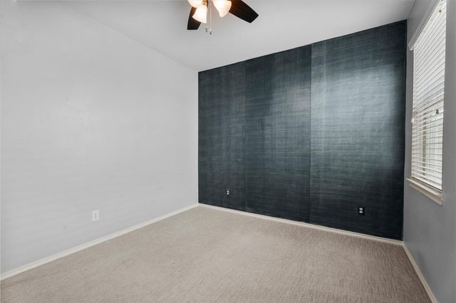 2131 Kemah Village Drive, Kemah, TX 77565
