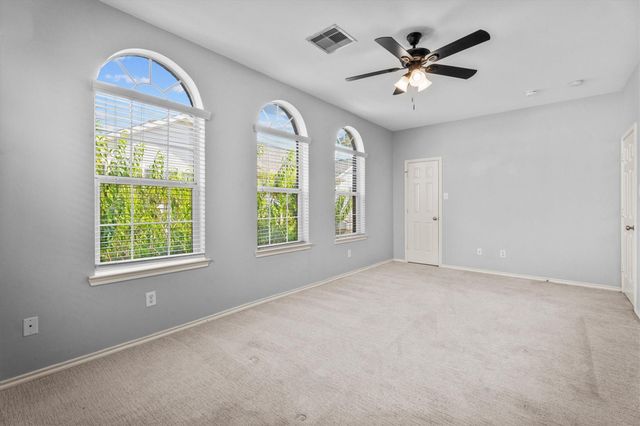 2131 Kemah Village Drive, Kemah, TX 77565