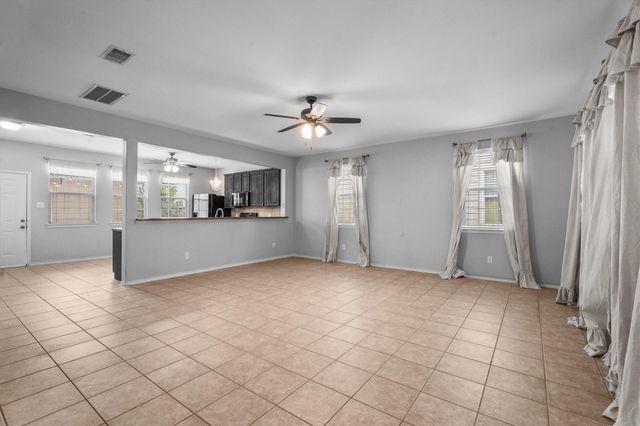 2131 Kemah Village Drive, Kemah, TX 77565