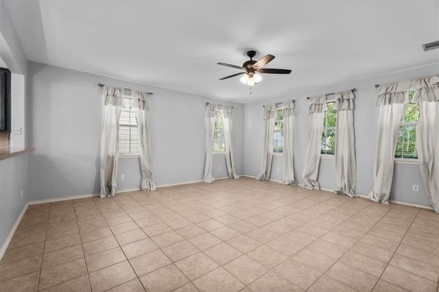 2131 Kemah Village Drive, Kemah, TX 77565