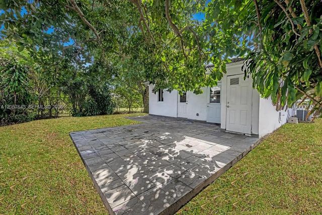 8861 SW 127th Terrace 0, Miami, FL 33176