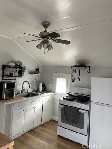 5844 NEWLIN Avenue, Whittier, CA 90601