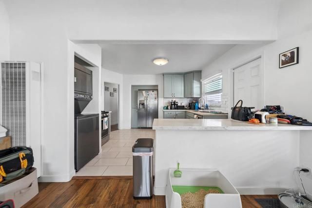 4766 College Avenue, San Diego, CA 92115