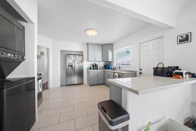 4766 College Avenue, San Diego, CA 92115