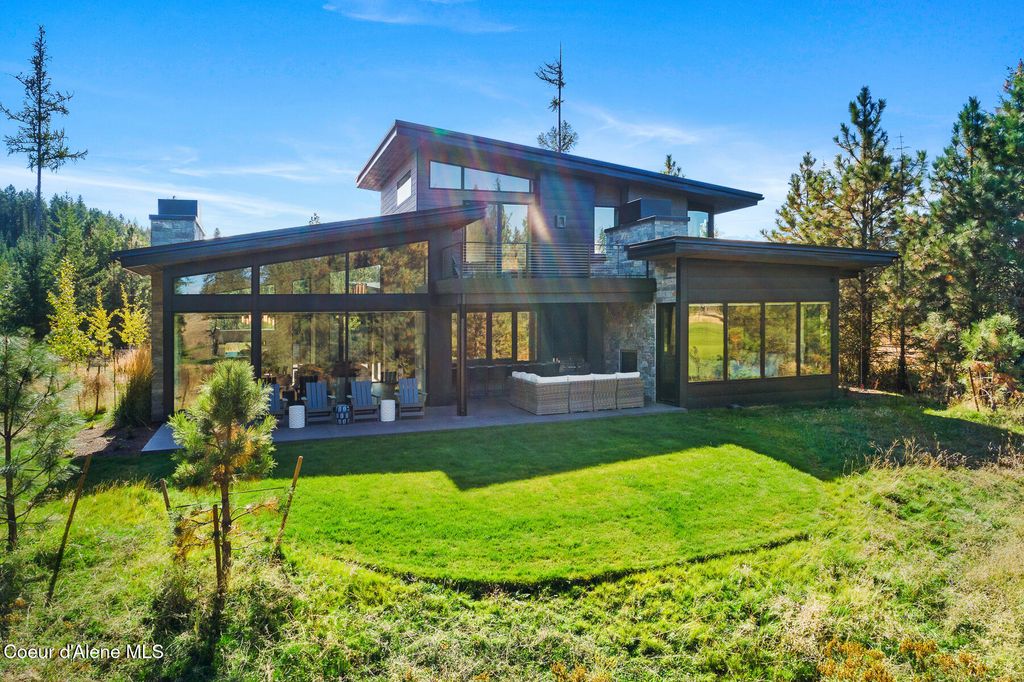 2661 E LOWER PASTURE RD, Harrison, ID 83833