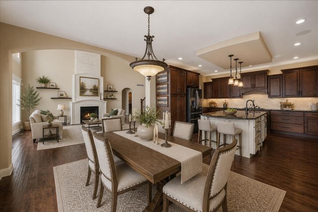 8858 Doubletree Drive S, Crown Point, IN 46307