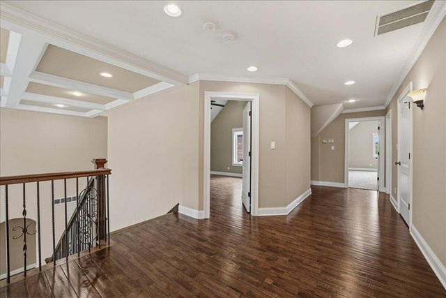 8858 Doubletree Drive S, Crown Point, IN 46307