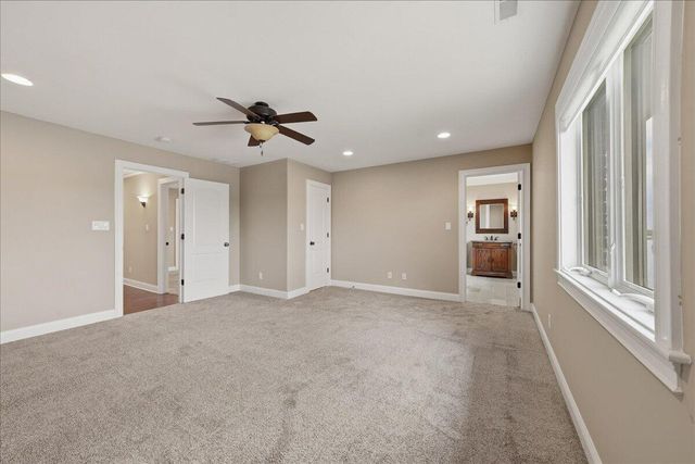 8858 Doubletree Drive S, Crown Point, IN 46307