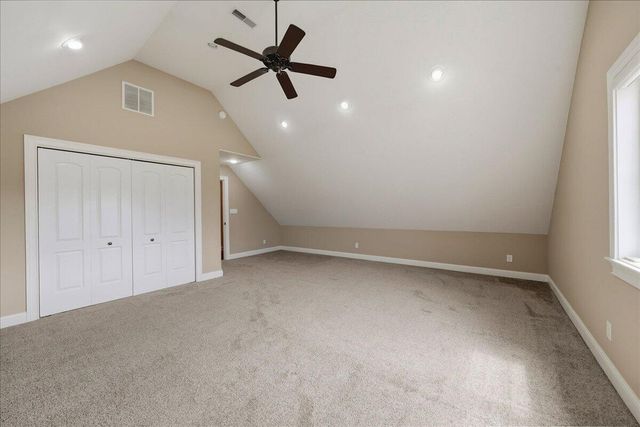 8858 Doubletree Drive S, Crown Point, IN 46307