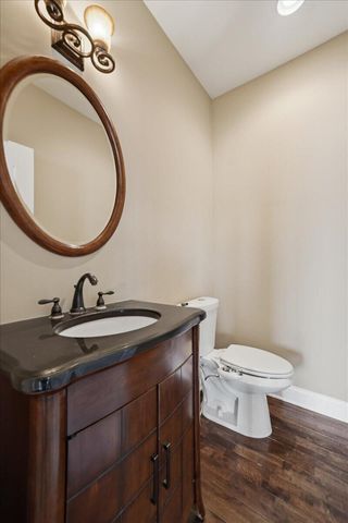 8858 Doubletree Drive S, Crown Point, IN 46307
