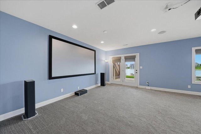 8858 Doubletree Drive S, Crown Point, IN 46307