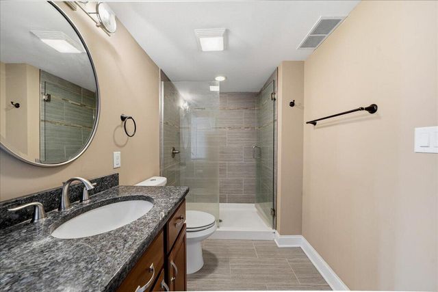 8858 Doubletree Drive S, Crown Point, IN 46307