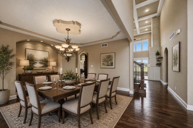 8858 Doubletree Drive S, Crown Point, IN 46307