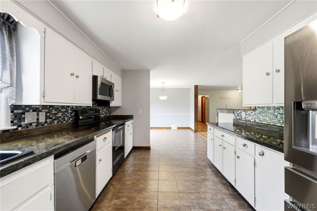 7142 Taylor Road, Boston, NY 14075