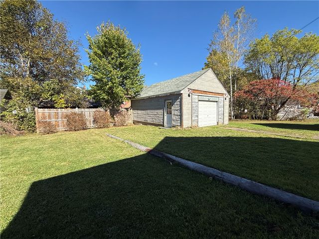 133 Rockland Avenue, Bradford City, PA 16701