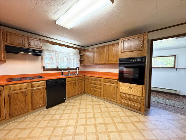 133 Rockland Avenue, Bradford City, PA 16701