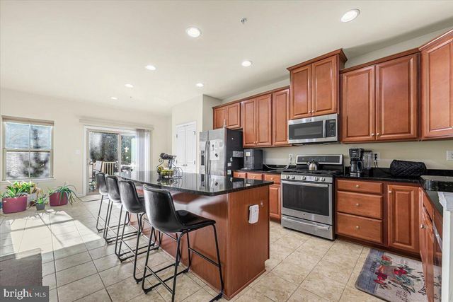 9137 LANDON HOUSE LN, Frederick, MD 21704