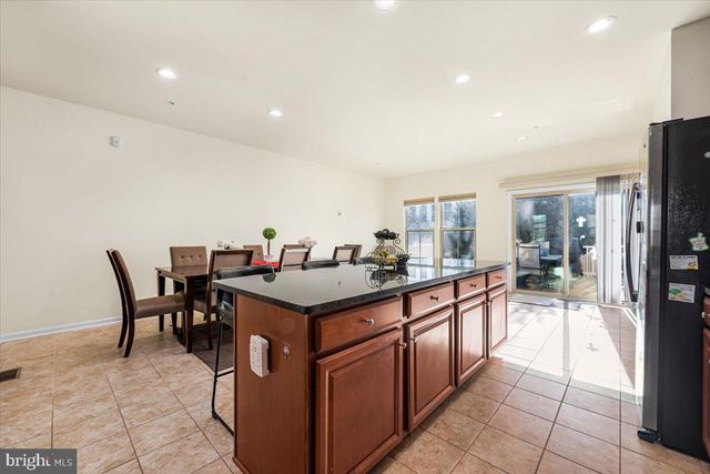 9137 LANDON HOUSE LN, Frederick, MD 21704