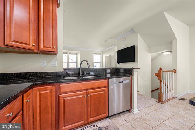 9137 LANDON HOUSE LN, Frederick, MD 21704