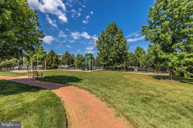 9137 LANDON HOUSE LN, Frederick, MD 21704