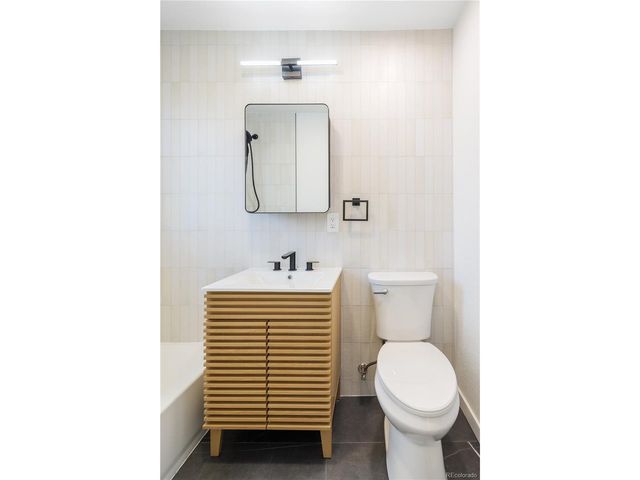 2841 W 4th Ave, Denver, CO 80219