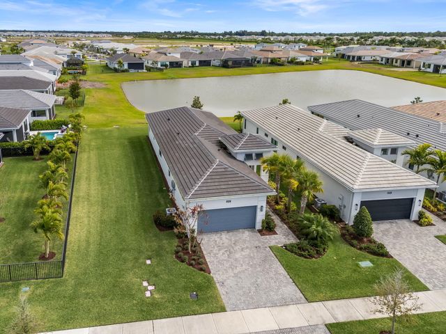 4787 St Armands Way, Westlake, FL 33470